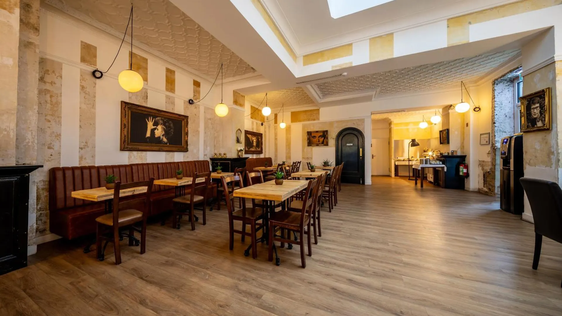 Hotel Bristol Luksemburg 2*,  Luksemburg